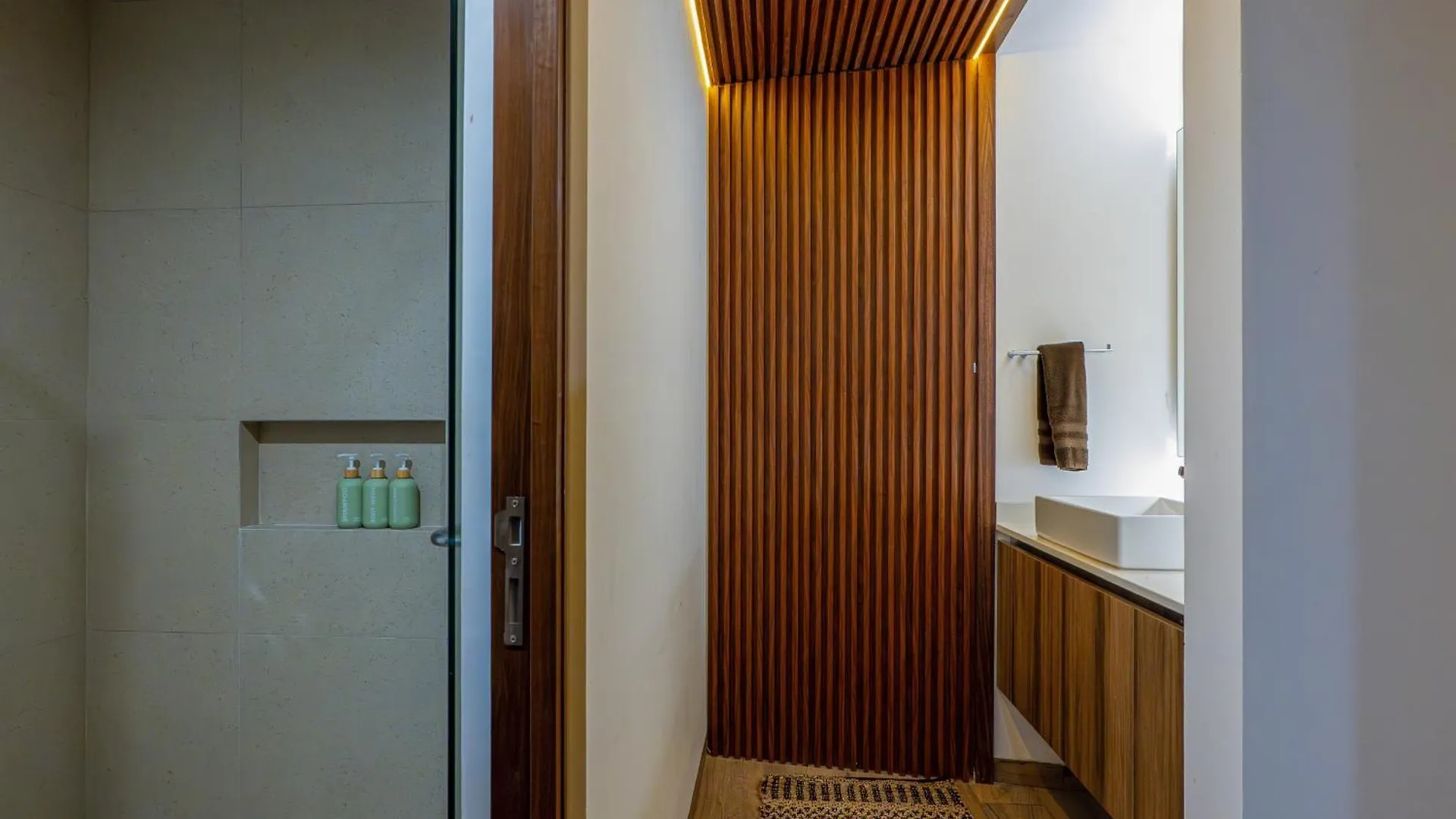 Wooden Retreat Otel Playa del Carmen 0*,